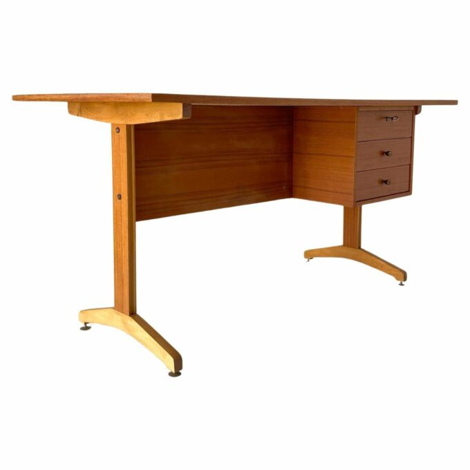 Vintage teak desk in the style of Gianfranco Frattini, Italy 1960's