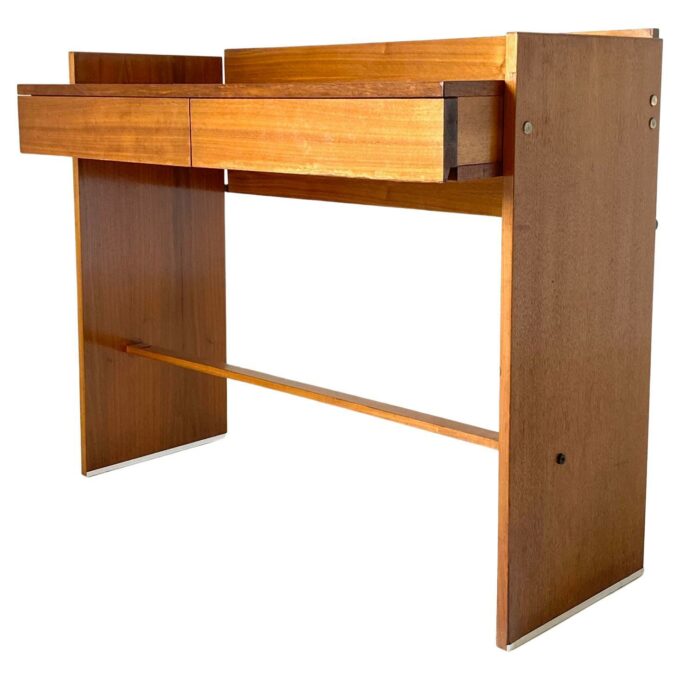 Light-colored solid rosewood desk from the 1970s, MIM Rome Italy