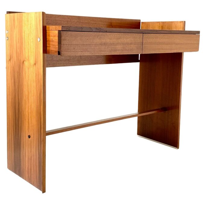 Light-colored solid rosewood desk from the 1970s, MIM Rome Italy