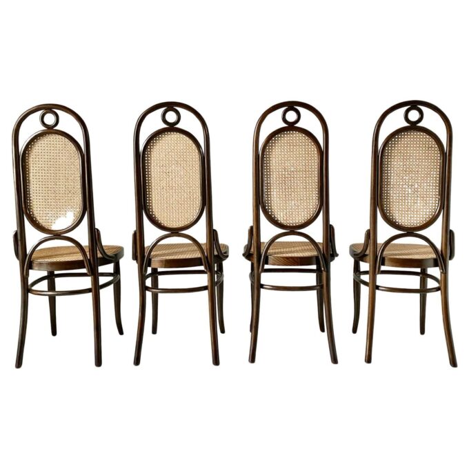 Set of 4 vintage dining chairs model 207 in bent beech for Thonet, Austria 1970