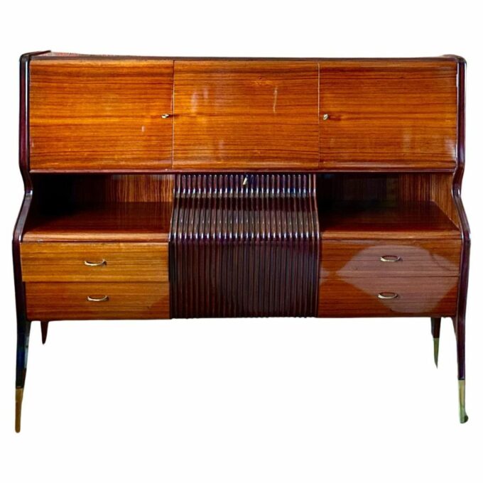 Mid-Century Modern Italian Sideboard with Bar Cabinet, Osvaldo Borsani 1950s