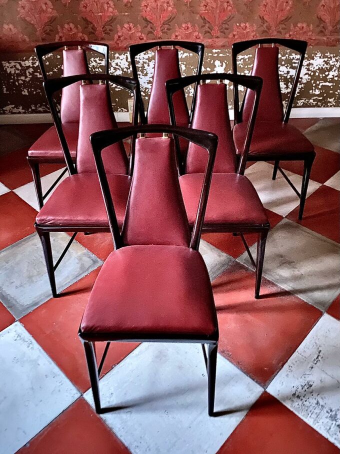 Italian Midcentury Modern Mahogany and Rosewood Dining set,