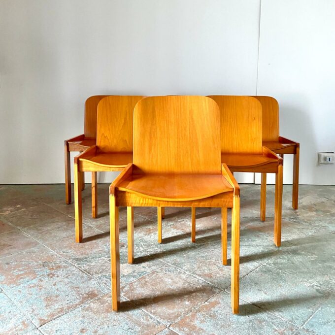 Mid Century Modern wood dining chairs, set of six, Molteni, Italy 1970s