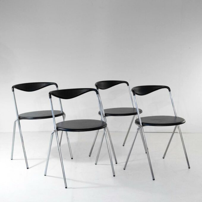 Industrial Stackable Dining Chairs in the style of Hans Eichenberger, set of four - Image 4