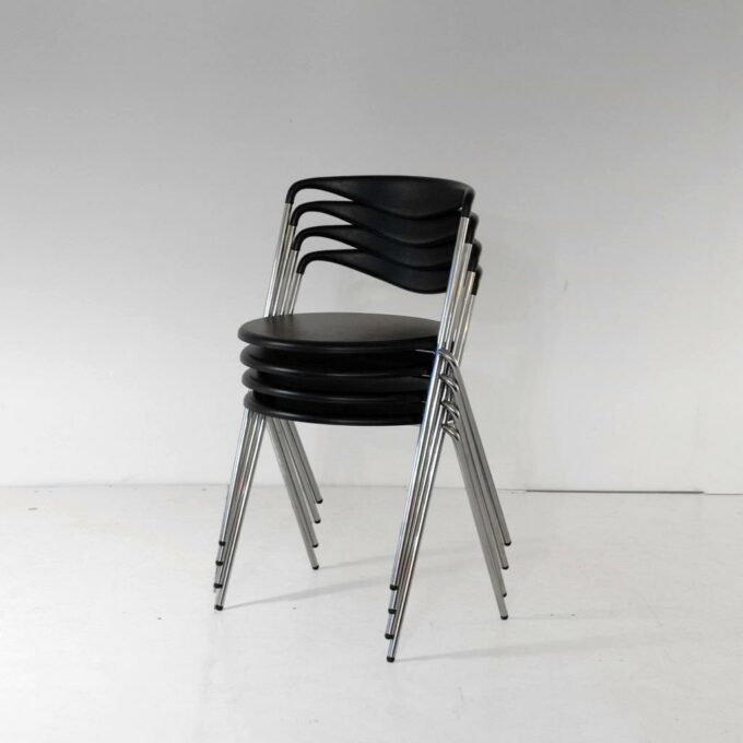 Industrial Stackable Dining Chairs in the style of Hans Eichenberger, set of four - Image 3