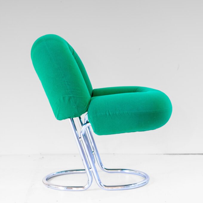 Space Age Italian Modern Desk Chair In Green Velvet and Chromed Metal