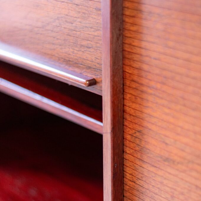 1950s Frattini for Bernini Italian Modern Sideboard – Wood Sliding Doors - Image 11